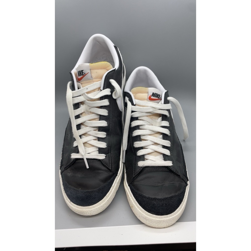 Nike Blazer Low 77 Vintage Black/White Leather Sneakers DA6364-001 Men's Sz 11.5